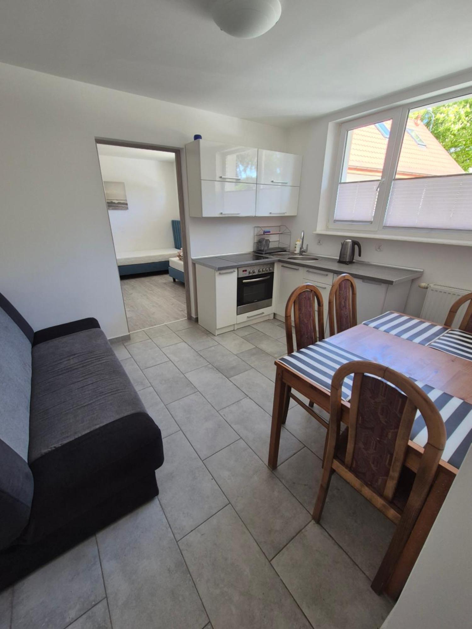 Dom Przy Plazy Apartamento Dźwirzyno Exterior foto